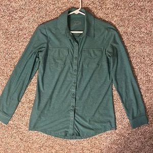 Eddie Bauer dri but button down shirt